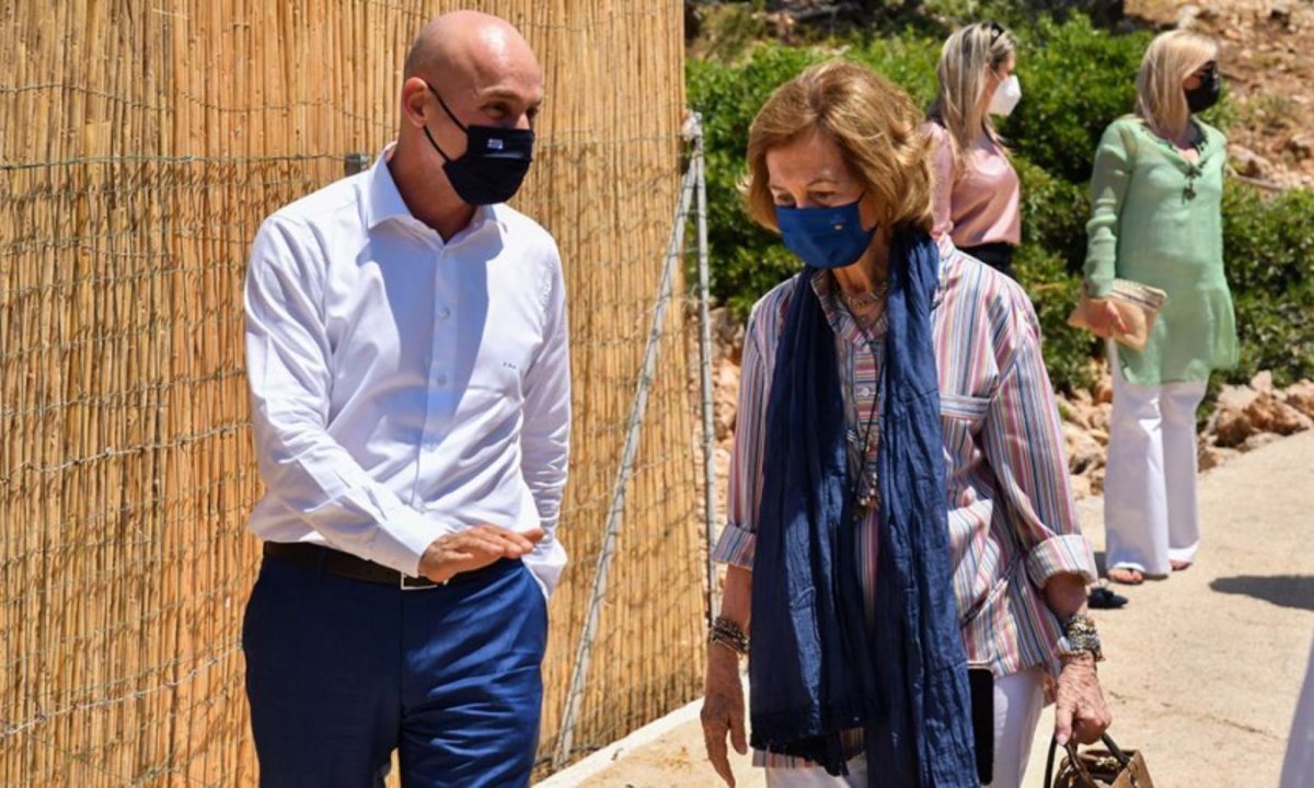 Μητσοτάκης: Συνάντηση με τη βασίλισσα Σοφία της Ισπανίας στο Μέγαρο Μαξίμου