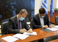 Συμφωνία για νέες επενδύσεις στην Μαρίνα Γουβιών