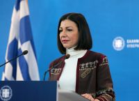 Πελώνη: Συζήτηση της Επιτροπής για το τέλος της μάσκας σε εξωτερικούς χώρους εντός της εβδομάδας Πελώνη: Συζήτηση της Επιτροπής για το τέλος της μάσκας σε εξωτερικούς χώρους εντός της εβδομάδας