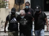 Ηλιούπολη: Αρνείται τα πάντα ο πατέρας της 19χρονης