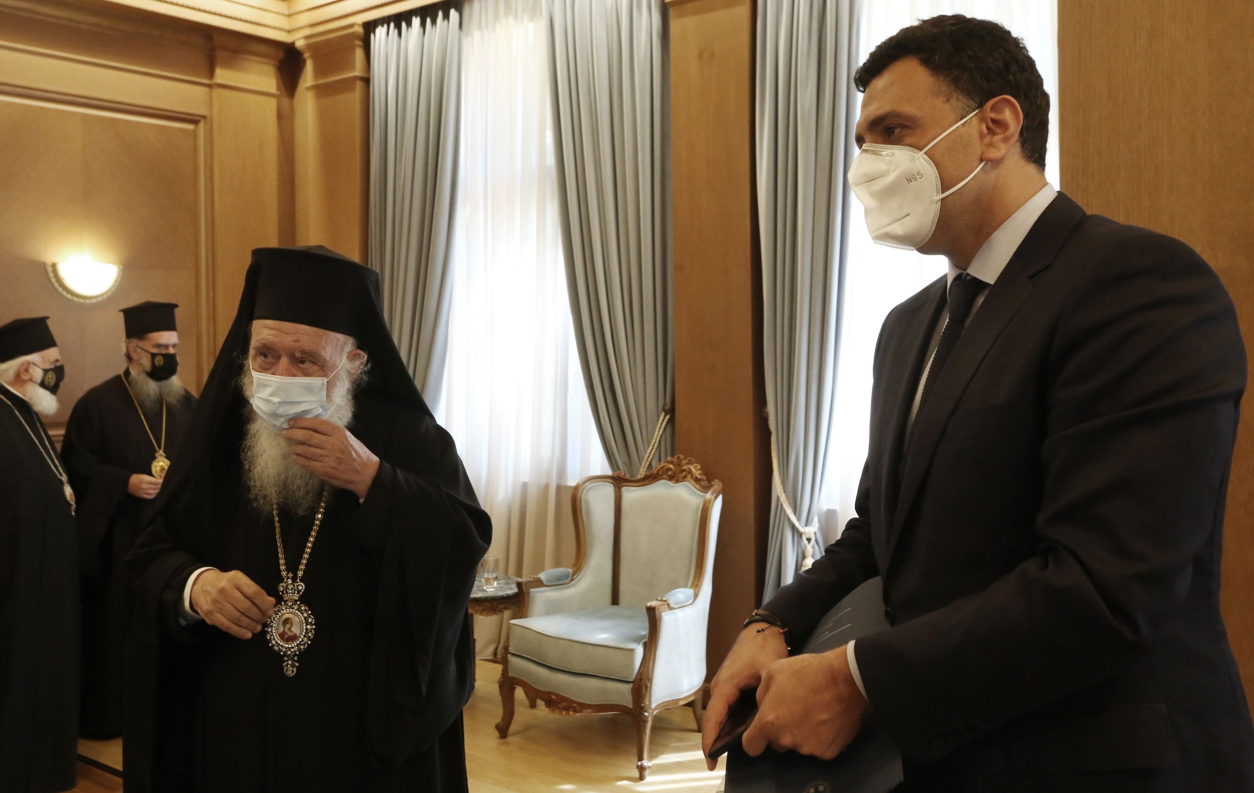 Κικίλιας: Ζητήσαμε από την Εκκλησία να βοηθήσει στην αντιμετώπιση της πανδημίας