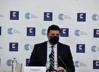 Βασίλης Κικίλιας: Προθεσμία μέχρι τον Αύγουστο στους υγειονομικούς για να εμβολιαστούν Βασίλης Κικίλιας: Προθεσμία μέχρι τον Αύγουστο στους υγειονομικούς για να εμβολιαστούν