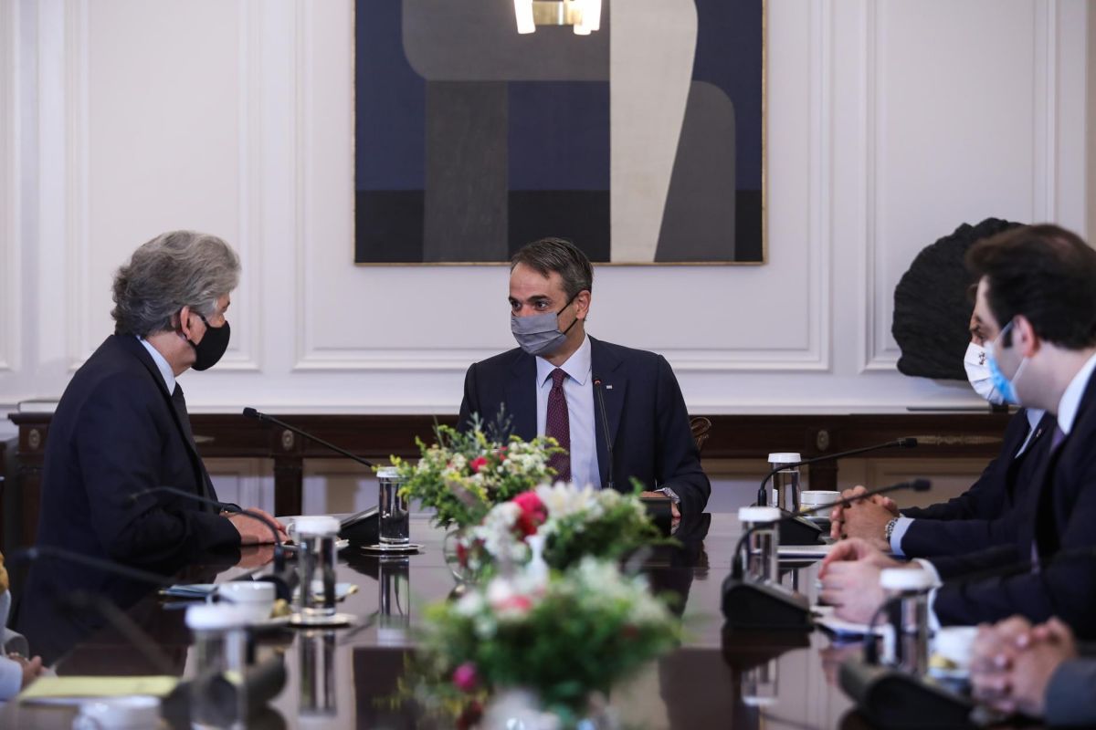 Μητσοτάκης: Η πρόκληση είναι να πείσουμε τους πολίτες να εμβολιαστούν
