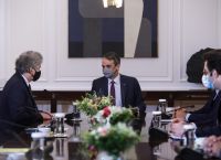 Μητσοτάκης: Η πρόκληση είναι να πείσουμε τους πολίτες να εμβολιαστούν