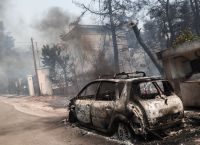 Σταμάτα: Τέσσερις προσαγωγές υπόπτων για τη φωτιά