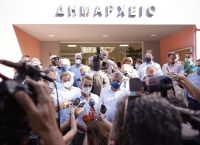 Μητσοτάκης: Το εμβόλιο είναι ασφαλές – Σπεύστε όλοι να εμβολιαστείτε Μητσοτάκης: Το εμβόλιο είναι ασφαλές – Σπεύστε όλοι να εμβολιαστείτε