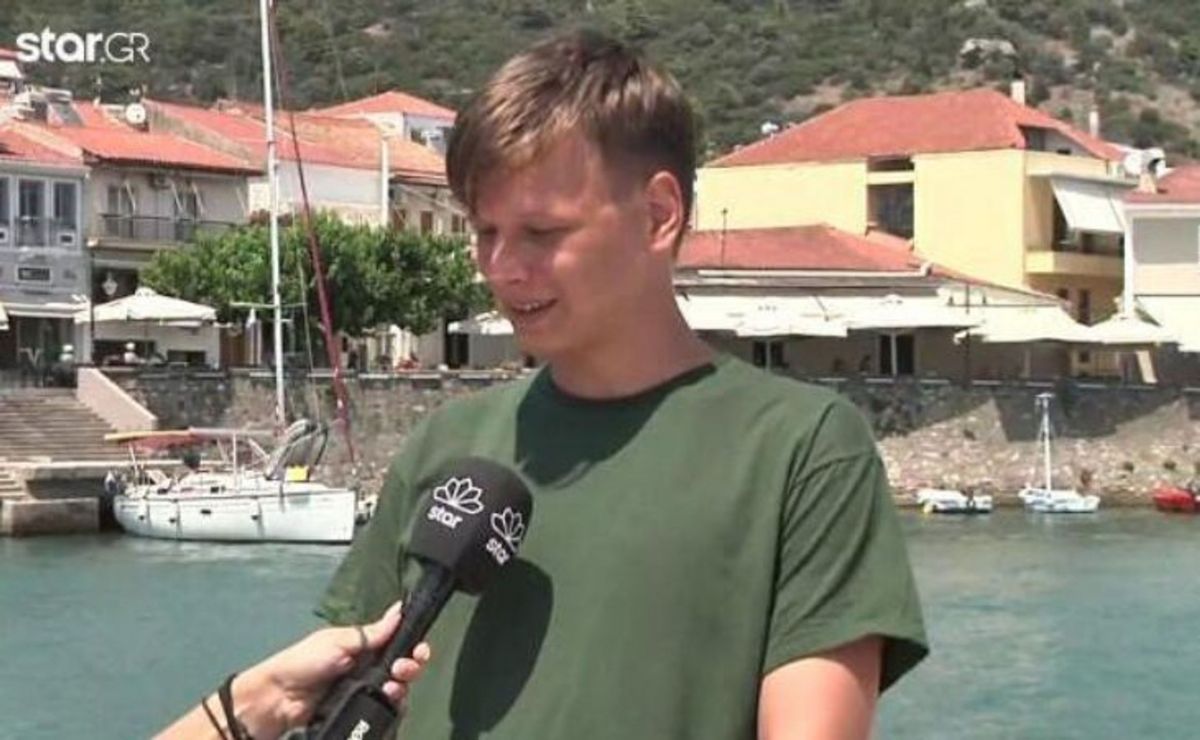 Δημήτρης Καρακώστας: Σύνταξη για τον αριστούχο που έχασε τους γονείς του