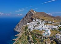 Φολέγανδρος: Βλέπουν έγκλημα πίσω από τον θάνατο της 26χρονης Φολέγανδρος: Βλέπουν έγκλημα πίσω από τον θάνατο της 26χρονης
