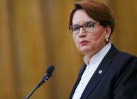 Ακσενέρ σε Ερντογάν: «Αντί να κάνεις το λεβέντη άνοιξε τα αυτιά σου και άκου»