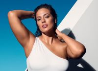Ashley Graham: Έγκυος στο δεύτερο παιδί Ashley Graham: Έγκυος στο δεύτερο παιδί