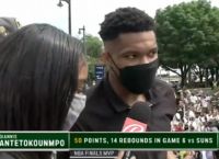 Αντετοκούνμπο: Είναι απίστευτο, τους βλέπω όλους χαρούμενους