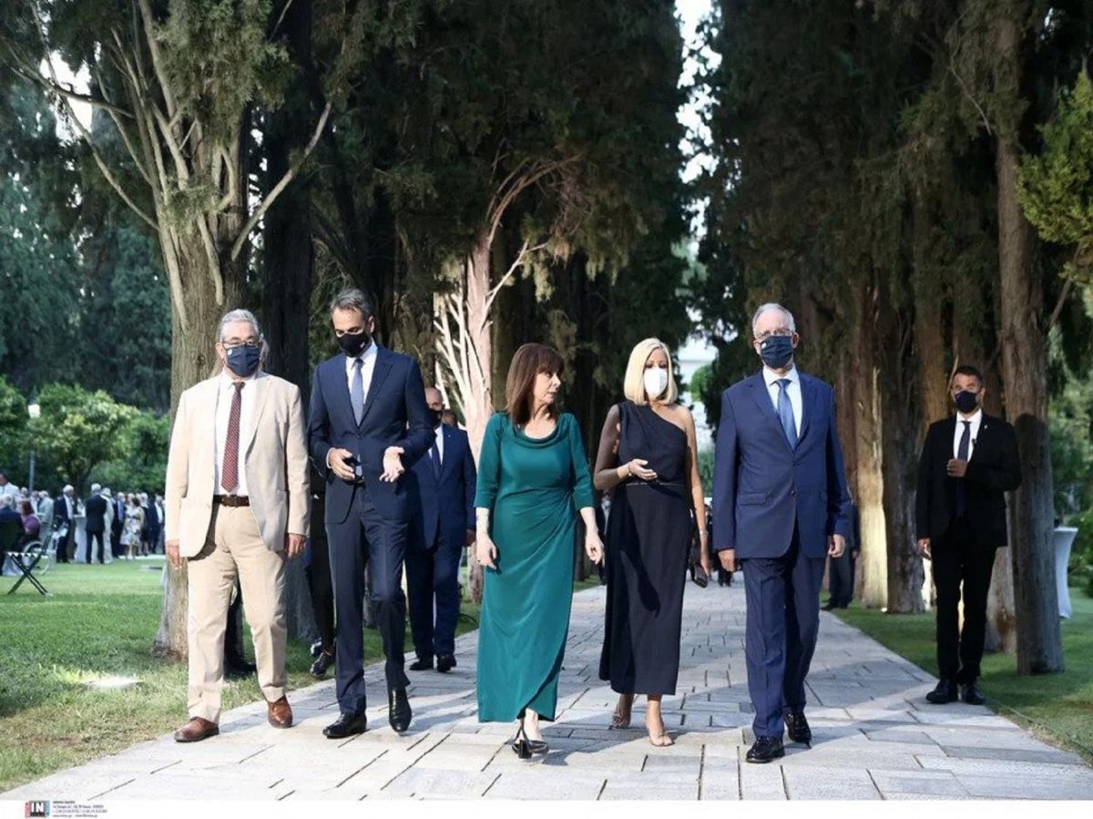Σακελλαροπούλου: Η δεξίωση στο προεδρικό μέγαρο – Το μήνυμα της για την Κύπρο