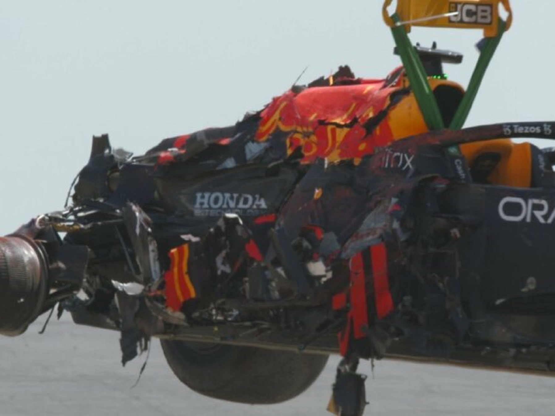 Formula 1 Φερστάπεν: Στο νοσοκομείο μετά από σύγκρουση