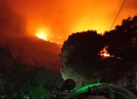 Φωτιά στην Κεφαλονιά: Εφιαλτική νύχτα, δύσκολη η σημερινή μέρα