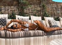 Ιζαμπέλ Γκουλάρτ: Με καυτό στρινγκ ξυπνά τη Μύκονο