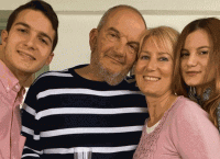 Κώστας Καραμανλής – Νατάσα Παζαΐτη: Αποφοίτησαν από το σχολείο τα δίδυμα παιδιά τους