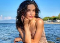 Κατερίνα Γερονικολού: Ξεσηκώνει τα Σύβοτα με το μπραζίλ της