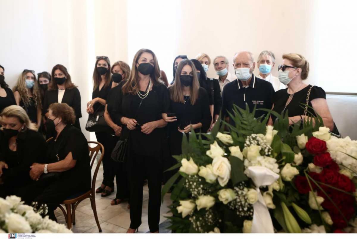 Τόλης Βοσκόπουλος: Ηχηρές απουσίες στην κηδεία του