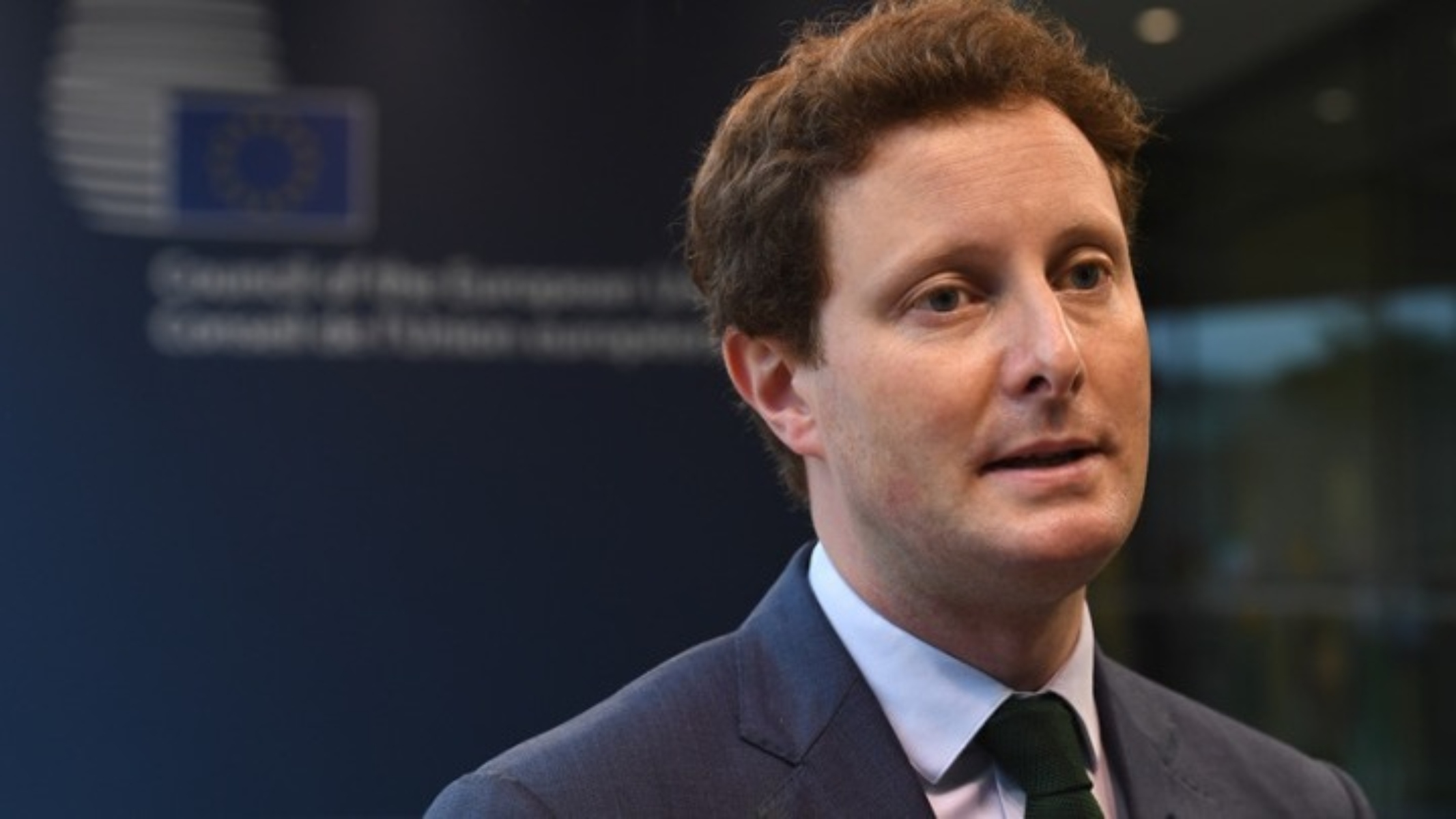 Γαλλία – Κλεμάν Μπον: Δεν μπορεί να αποκλειστεί η εκ νέου επιβολή απαγορεύσεων κυκλοφορίας