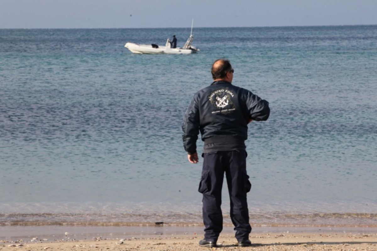 Ηράκλειο: Μεγάλο κύμα «χτύπησε» ψαράδες – Ένας νεκρός και 2 τραυματίες