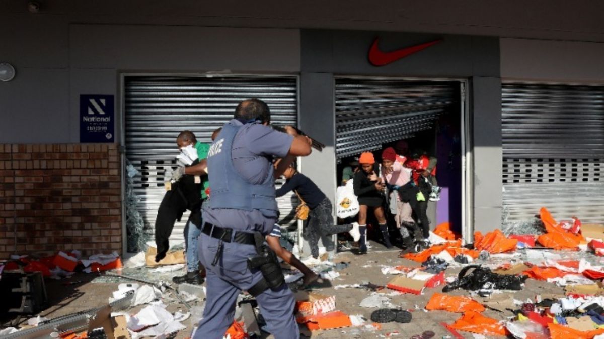 Νότια Αφρική: 72 νεκροί σε βίαια επεισόδια
