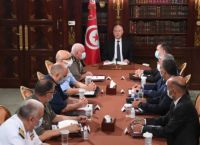 Τυνησία: Ο Πρόεδρος ανέστειλε το Κοινοβούλιο, απέπεμψε τον πρωθυπουργό