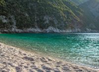 Παραλία αθήνα: Μοναδική παραλία 2 ώρες μακριά Παραλία αθήνα: Μοναδική παραλία 2 ώρες μακριά