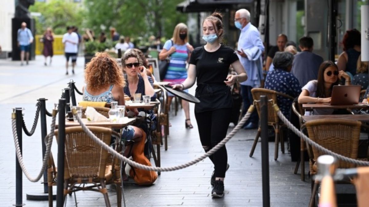 Λονδίνο: Αντιεμβολιαστές εισέβαλλαν στο BBC