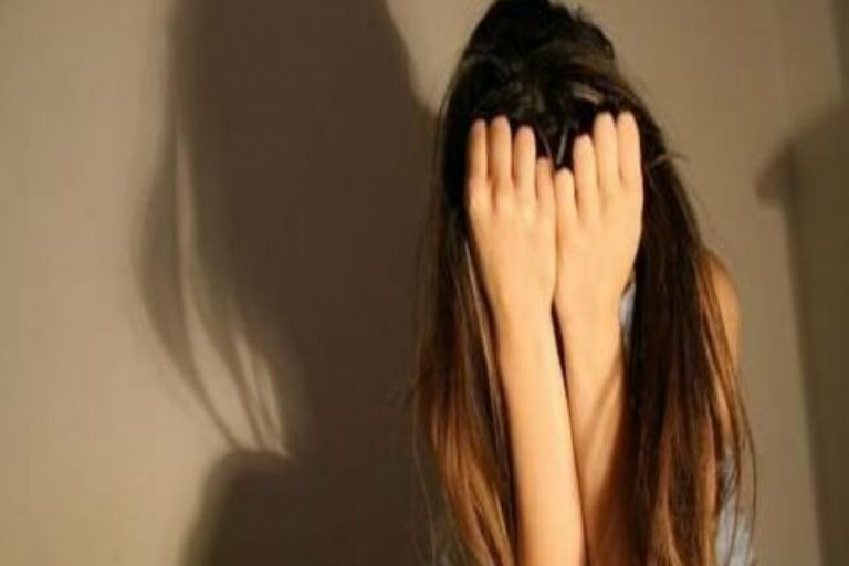Ζωγράφου: Επίθεση σε 21χρονη – Νεαρός της επιτέθηκε για να τη βιάσει
