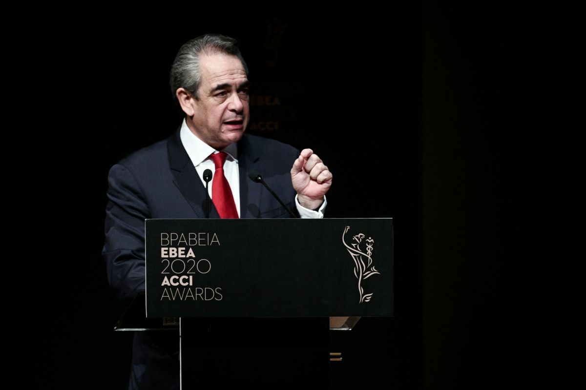 Πέθανε ο πρόεδρος του ΕΒΕΑ Κωνσταντίνος Μίχαλος
