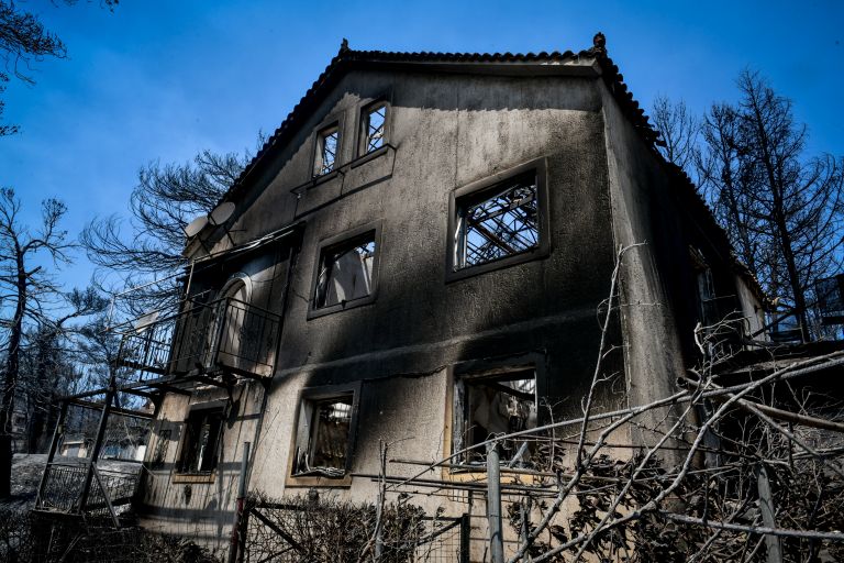 Φωτιές στην Ελλάδα: Έρχεται βοήθεια και από τη Σερβία