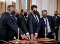 Μίνι ανασχηματισμός: Ορκίστηκαν οι νέοι υπουργοί