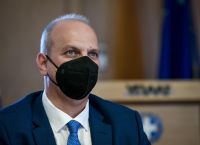 Οικονόμου: Η υποχρεωτικότητα των εμβολιασμών είναι ακόμα στο τραπέζι Οικονόμου: Η υποχρεωτικότητα των εμβολιασμών είναι ακόμα στο τραπέζι
