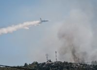 Φωτιά στα Βίλια: Οριοθετήθηκε στο μεγαλύτερο μέρος της – Ανησυχία για αναζωπυρώσεις