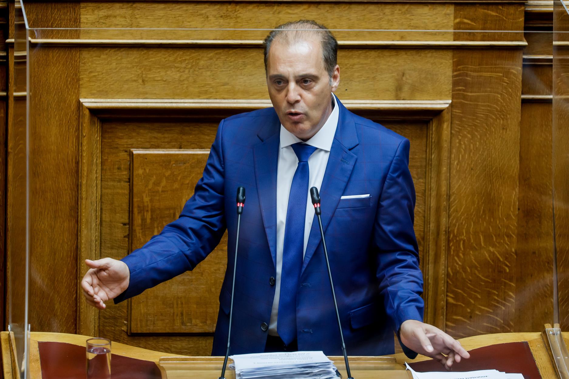 Βελόπουλος Βουλή: Nα αναζητήσουμε το αίτιο των καταστροφών