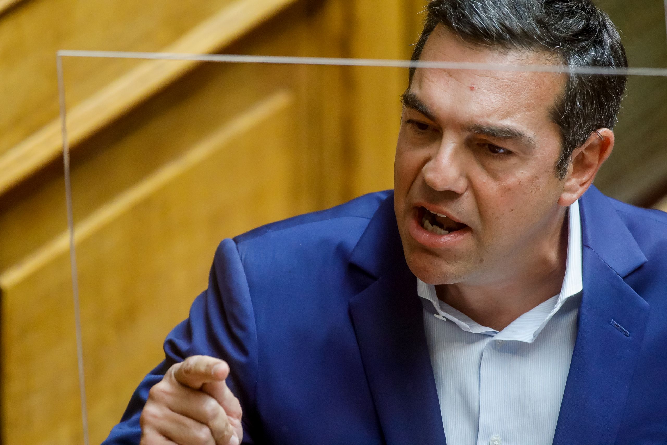 Τσίπρας σε Μητσοτάκη: Ανέλαβα την ευθύνη για το Μάτι