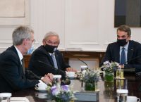 Μητσοτάκης: Συνάντηση με τους Αμερικανούς γερουσιαστές Κρίς Μέρφι και Τζον Όσοφ