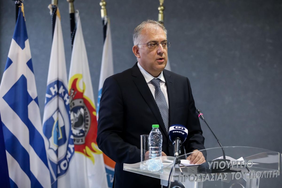 Θεοδωρικάκος: Το 80% των αστυνομικών έχουν εμβολιαστεί ή νοσήσει