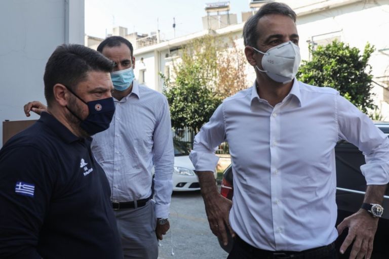Μητσοτάκης: Στο Συντονιστικό της Πυροσβεστικής