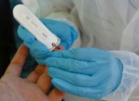 Βρετανία: Προσφέρει για πρώτη φορά τεστ αντισωμάτων στους πολίτες