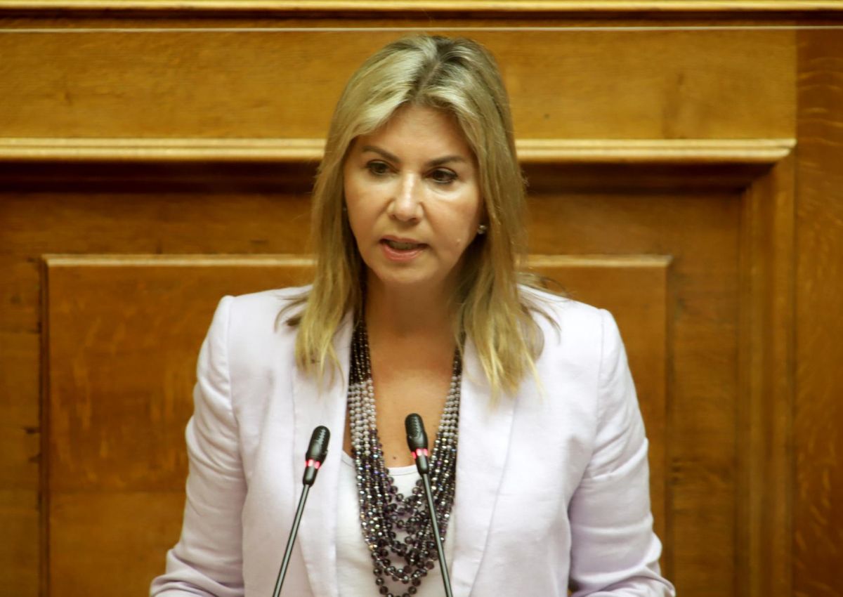 Μακρή για σχολεία: Θα κλείσουν μόνο αν το πουν οι ειδικοί