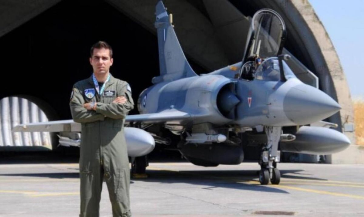 Γιώργος Μπαλταδώρος: Έγιναν τα αποκαλυπτήρια του μνημείου για τον ήρωα πιλότο