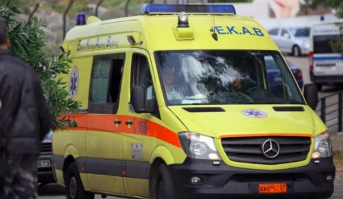 Κολωνάκι: 13χρονο κορίτσι έπεσε από πολυκατοικία