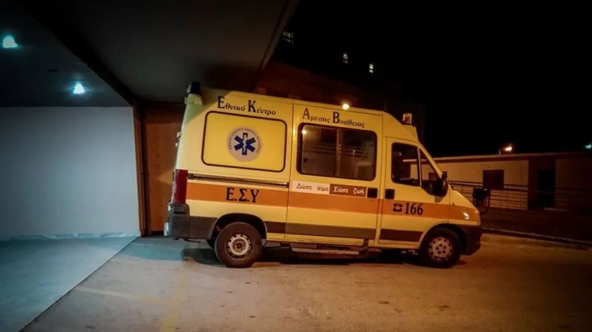 Κολωνάκι: Μάχη για τη ζωή δίνει η 13χρονη που έπεσε από τον 6ο όροφο πολυκατοικίας