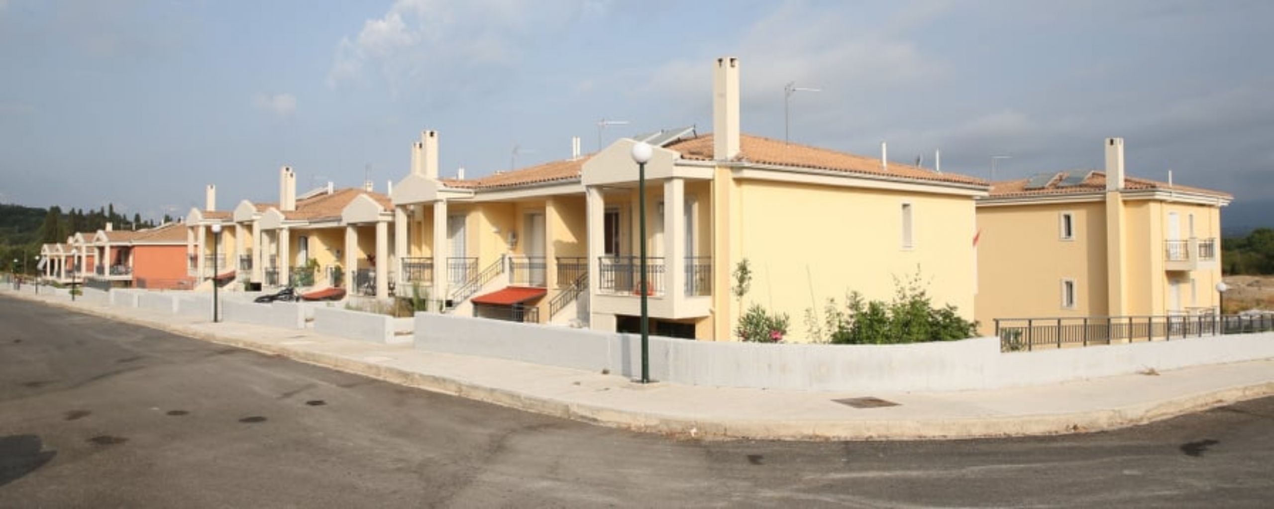 ΟΑΕΔ εργατικές κατοικίες: Ολοκληρώθηκε η παράδοση 176 κατοικιών του οικισμού «Κέρκυρα V»