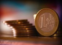 RND για Ελλάδα: Η οικονομία της απογειώνεται RND για Ελλάδα: Η οικονομία της απογειώνεται