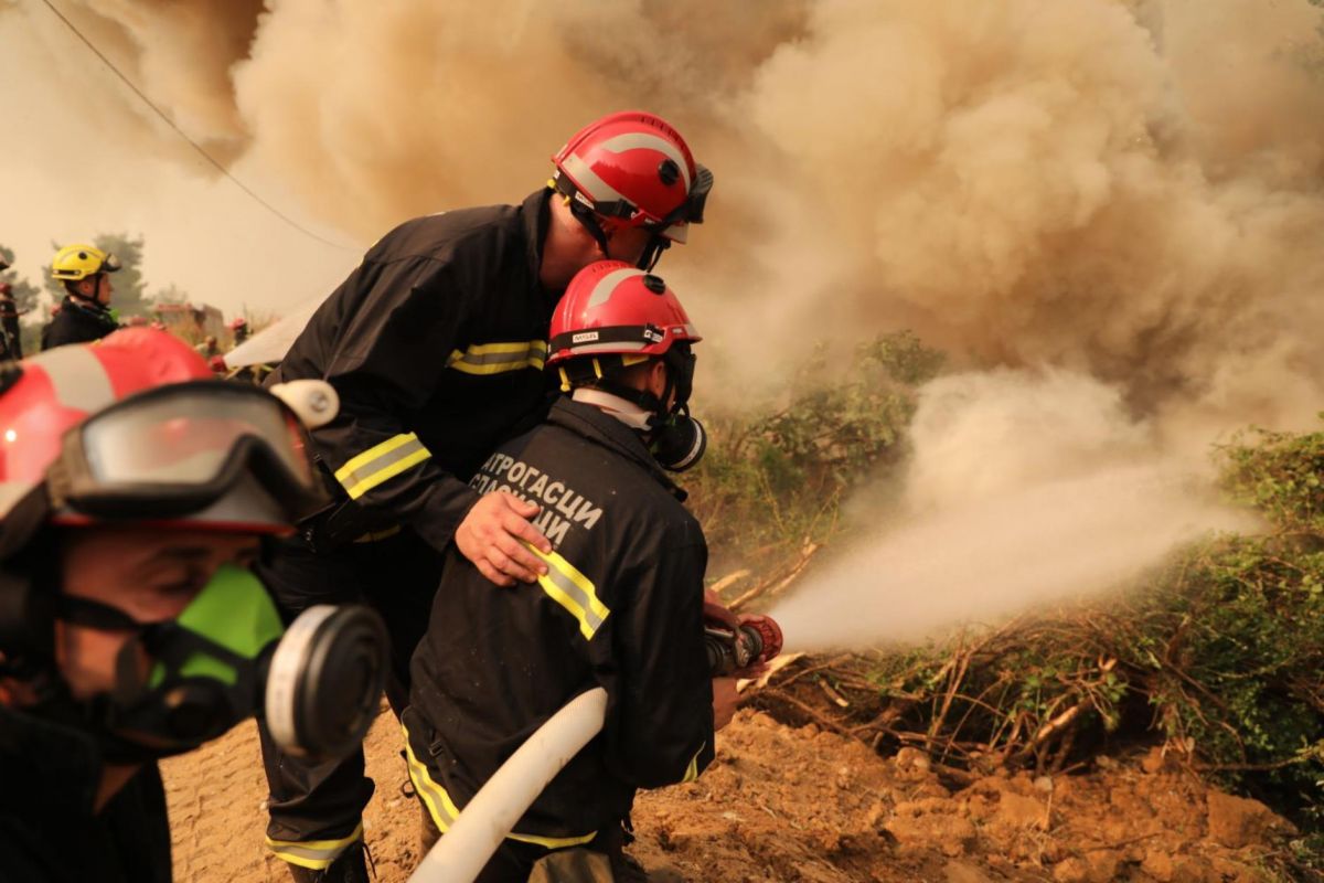 Εύβοια: Αποχώρησαν οι Ρουμάνοι πυροσβέστες από το Προκόπι