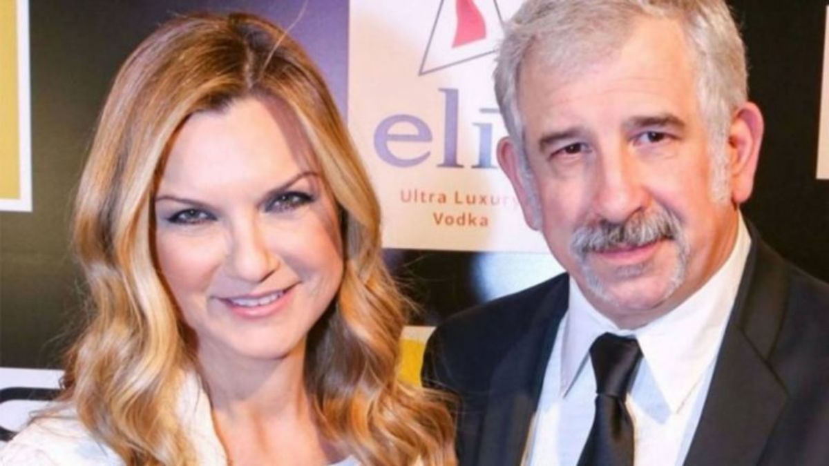Πέτρος Φιλιππίδης: Παραμένει στο πλευρό του η Ελπίδα Νίνου