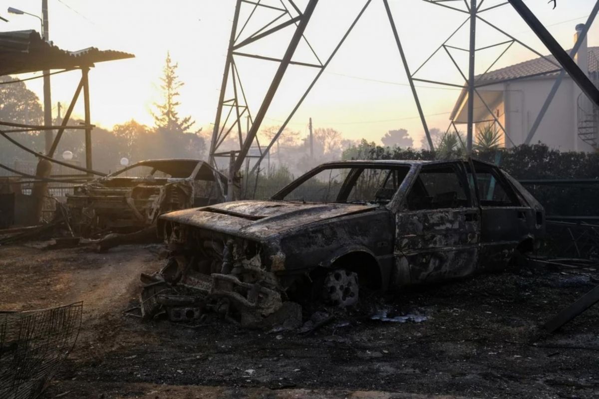 Φωτιά Βαρυμπόμπη: Θα πραγματοποιηθεί σύσκεψη για τα μέτρα στήριξης των πληγέντων