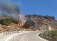 Φωτιά στην Κερατέα: Αποκαταστάθηκε η κυκλοφορία